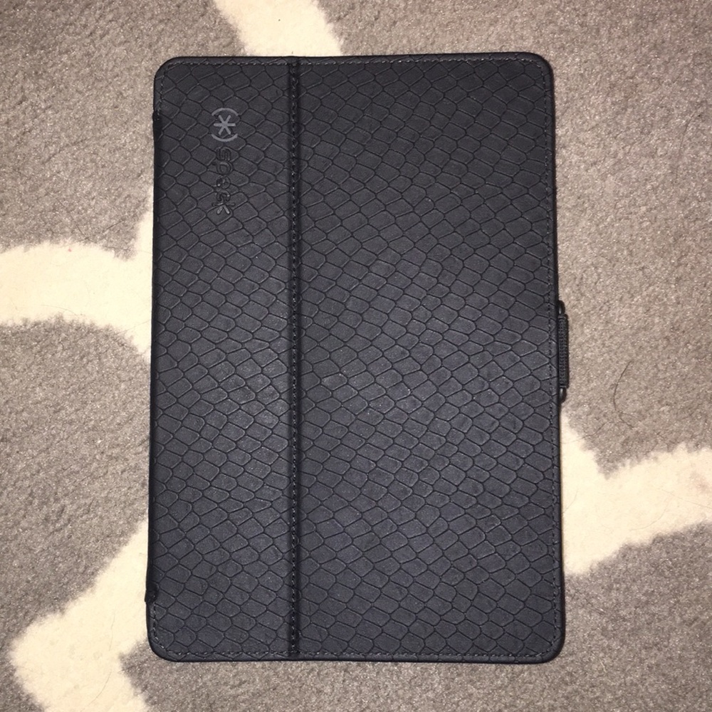 BRAND NEW IPAD MINI 4 SPECK CASE